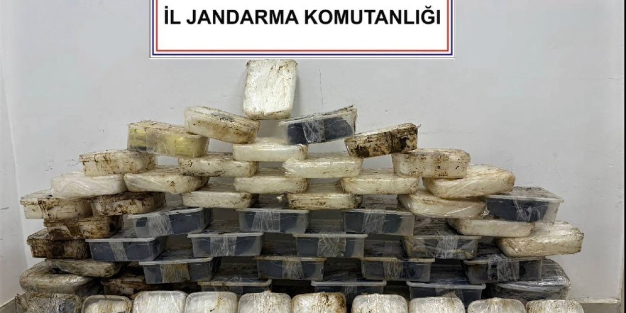 Hakkari’de 81 kilo 133 gram metamfetamin ele geçirildi