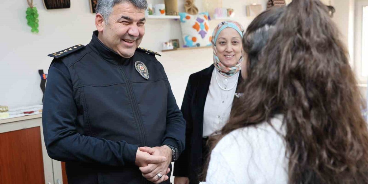 Çocukların dünyasına dokundular