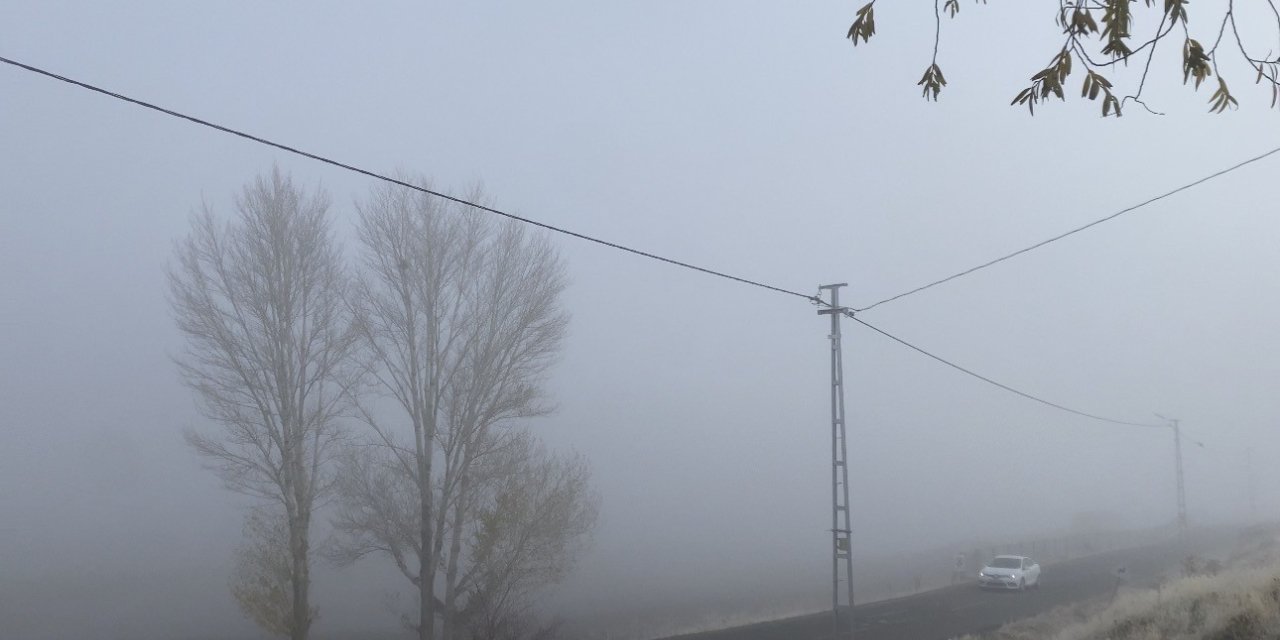 Patnos’ta yoğun sis yaşamı olumsuz etkiledi