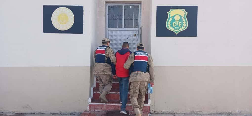 Kars’ta şantaj suçundan aranan şüpheli yakalandı