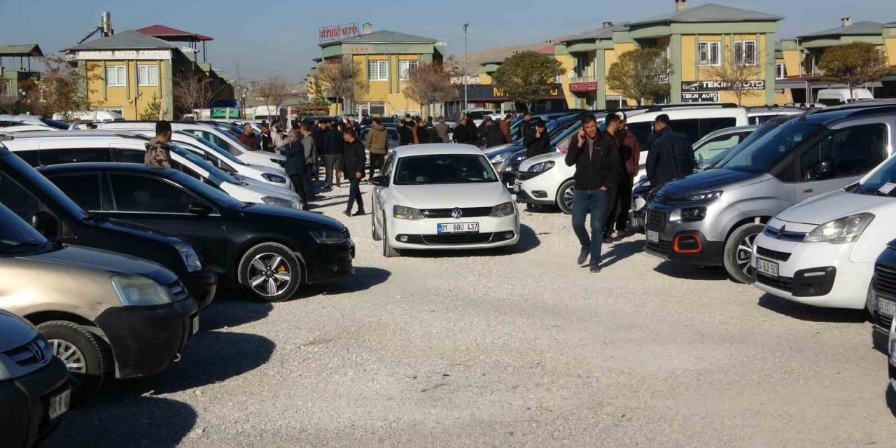 Van açık oto pazarında fiyatlar Türkiye ortalamasının üzerinde