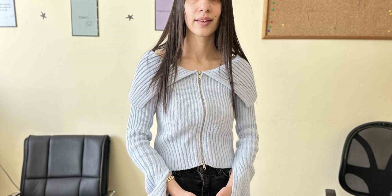 Gözleri görmüyor ama yüreği ışıl ışıl