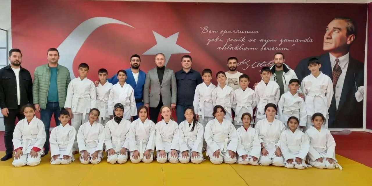 Çakmur’dan ailelere ve sporculara teşekkür