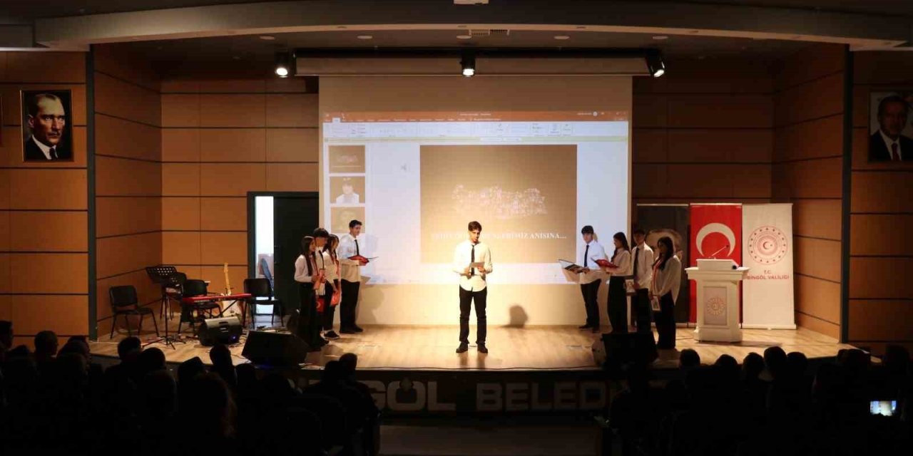 Bingöl’de Öğretmenler Günü coşkuyla kutlandı