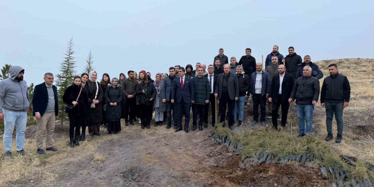 Sivrice’de Öğretmenler Günü’nde anlamlı etkinlik