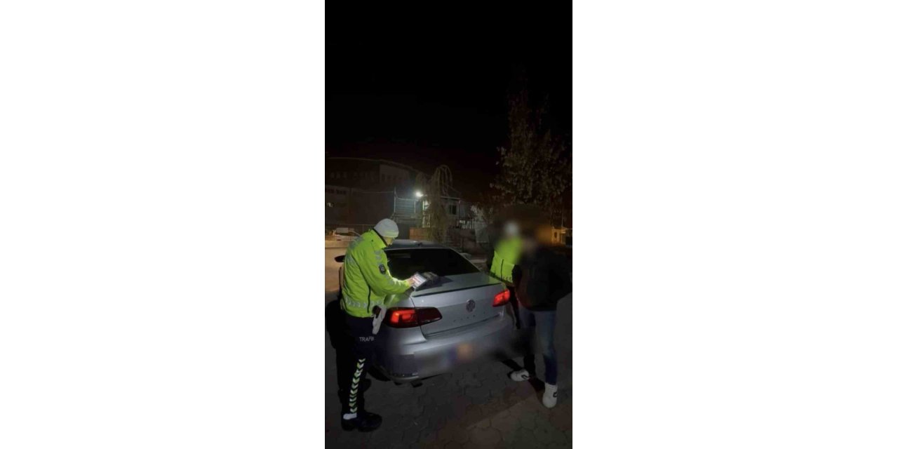 Öğrenci yurdu önünde drift atan sürücü yakalandı