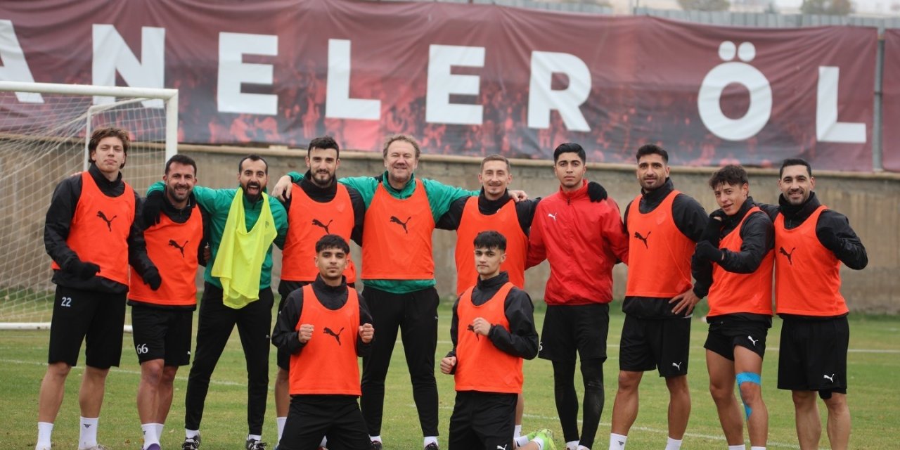 Elazığspor İstanbul’a gitti