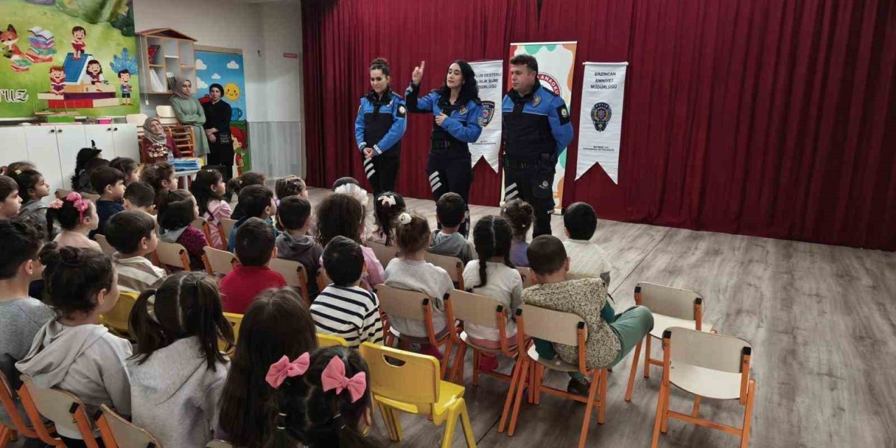 Polislerden öğrencilere güvenlik eğitimi