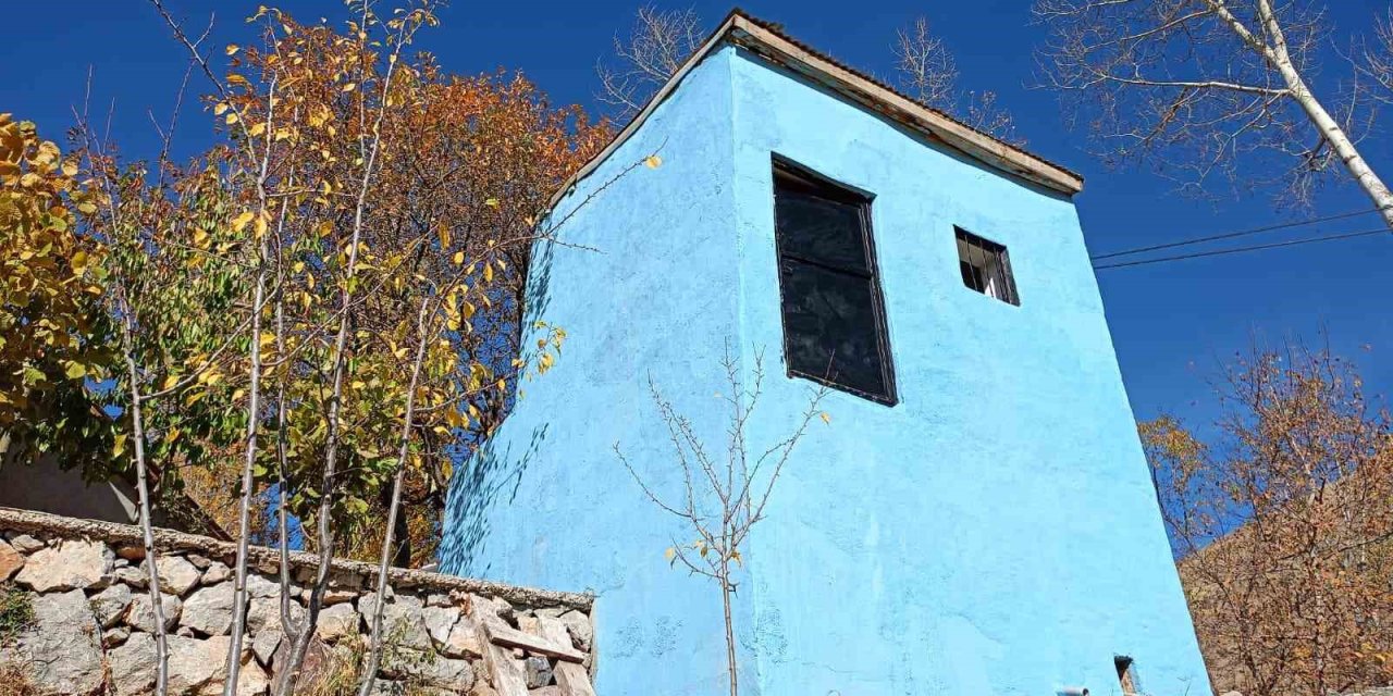 Hakkari’de köylerin içme suyu depoları yenileniyor