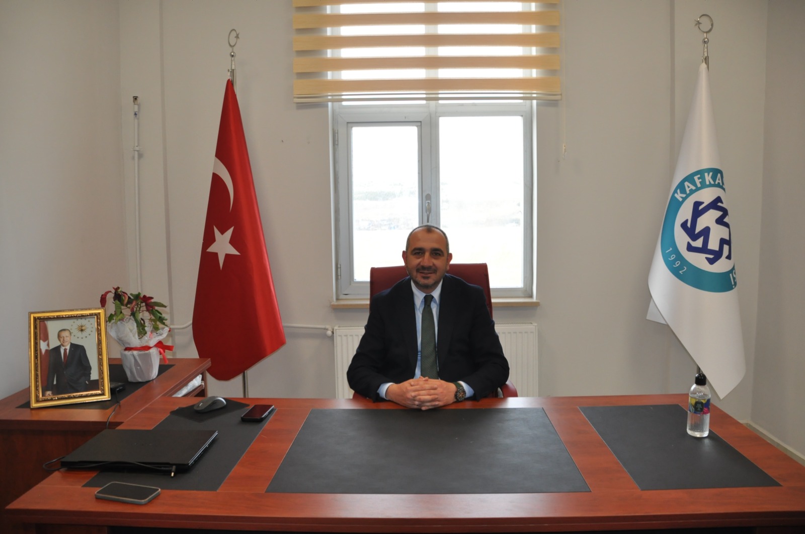 Doç. Dr. Muhammet Arslan, Kafkas Üniversitesi Güzel Sanatlar Meslek Yüksekokulu müdürü oldu