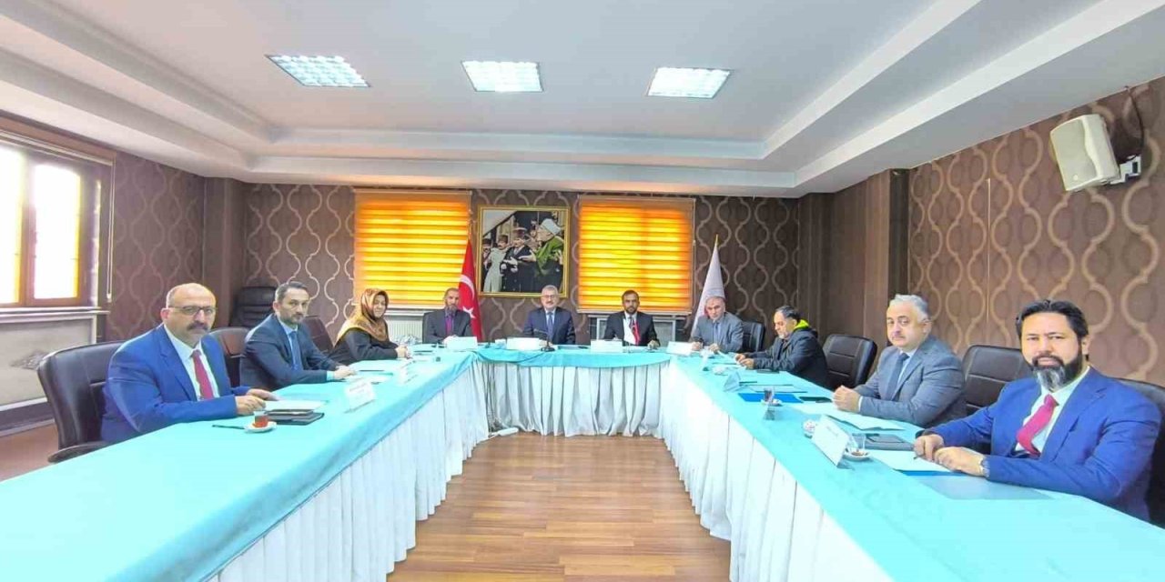 1001 Hatim için istişare toplantısı