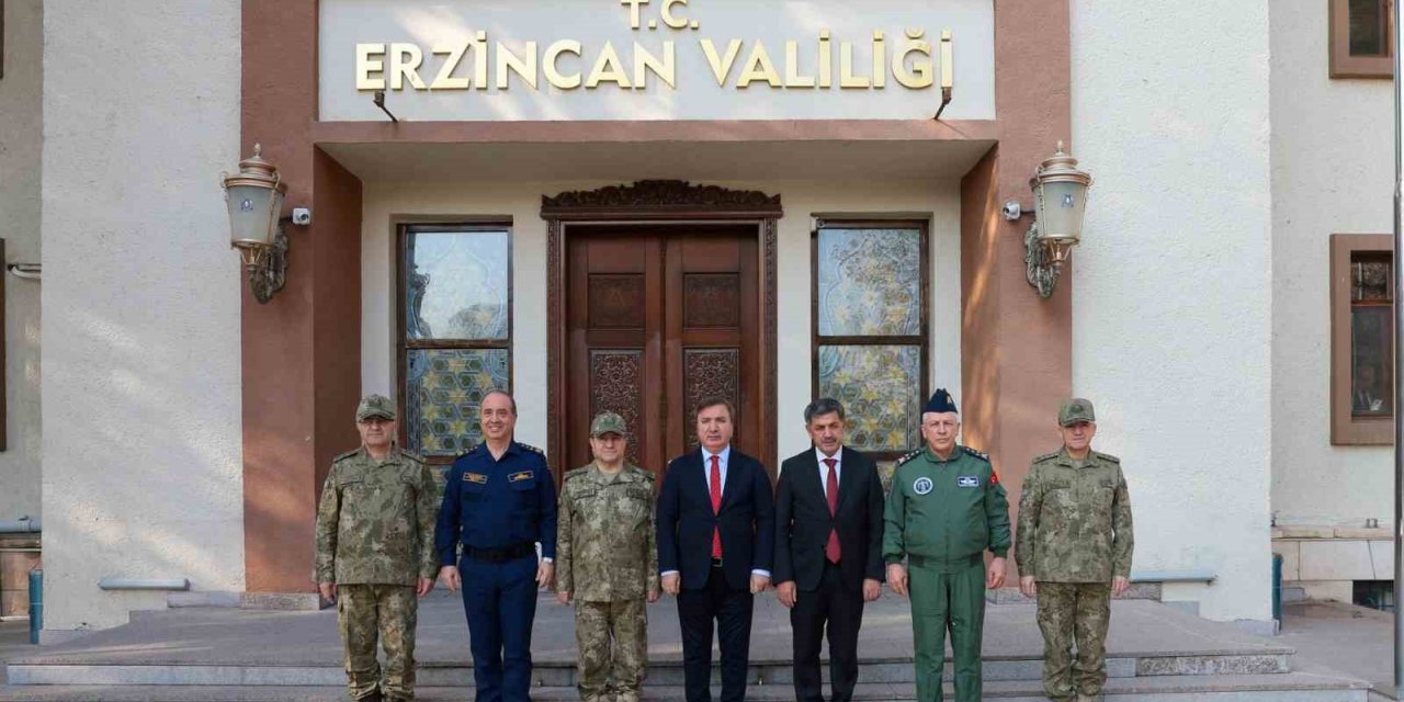 Genelkurmay Başkanı Orgeneral Bayraktaroğlu, Erzincan Valiliğini ziyaret etti