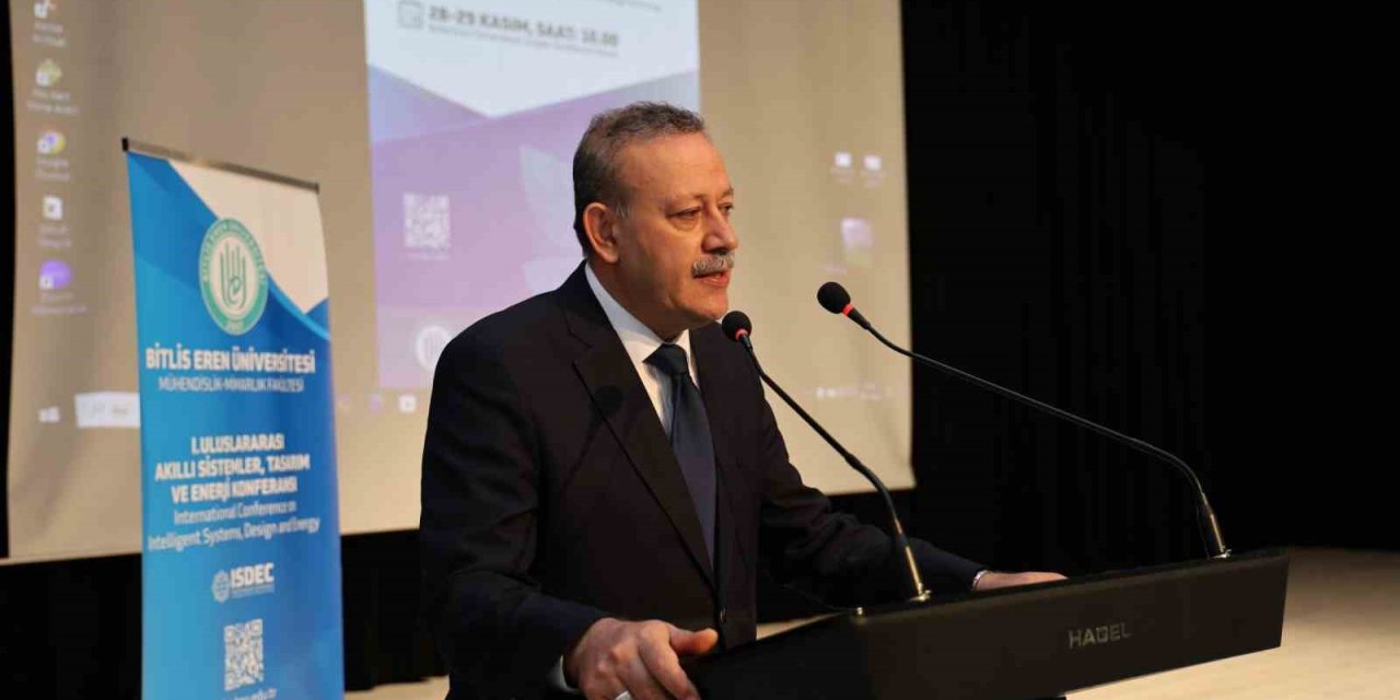 BEÜ’de "1. Uluslararası Akıllı Sistemler, Tasarım ve Enerji" Konferansı başladı
