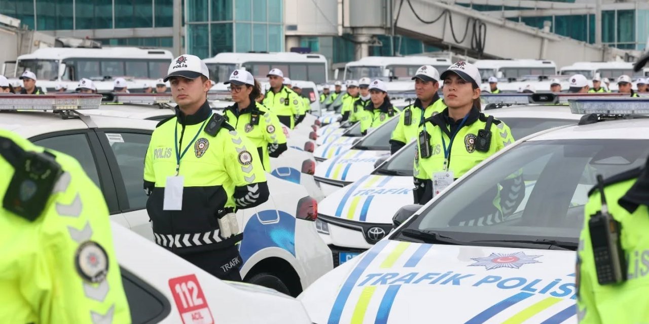 Erzurum’da polis ve jandarmaya 74 araç takviyesi