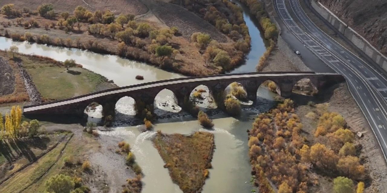 Erzurum’un en büyük mahallesi: Yağan Mahallesi ve Yağan Baba türbesi ilgi odağı oluyor