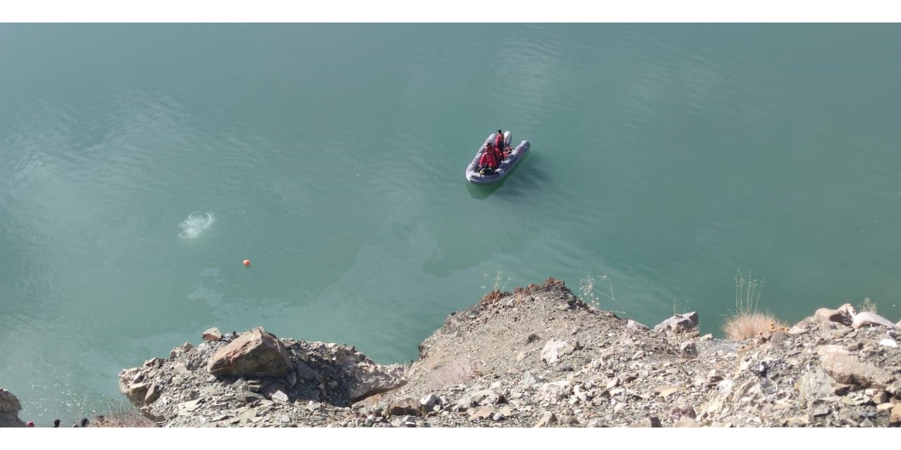 Otomobilin baraja uçtuğu kazada ölenlerin kimlikleri belirlendi