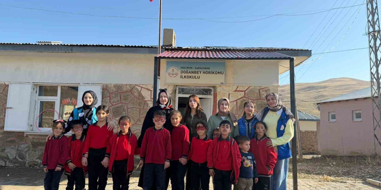 Narman’dan Karaçoban’a uzanan kardeşlik köprüsü