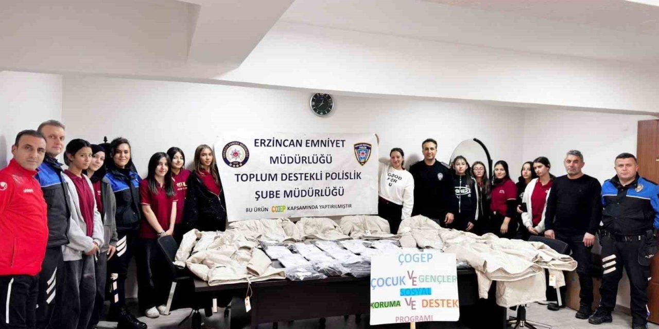 Erzincan’da öğrencilere kayak ve drama kursu desteği