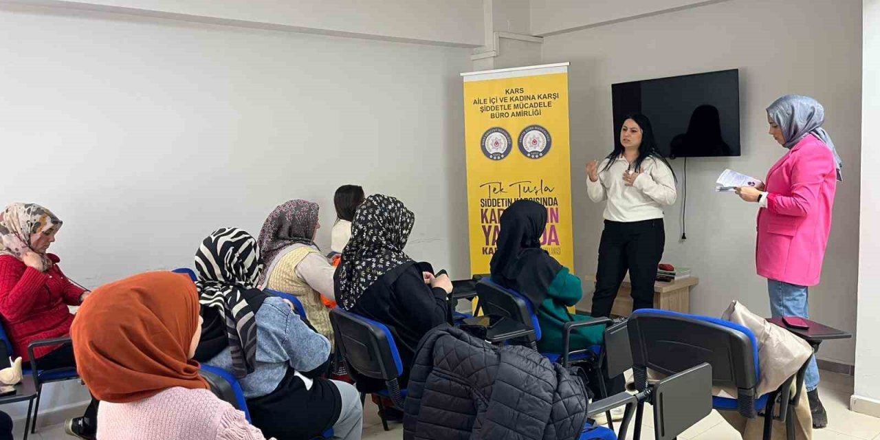 Kars’ta kadınlara KADES uygulaması tanıtıldı