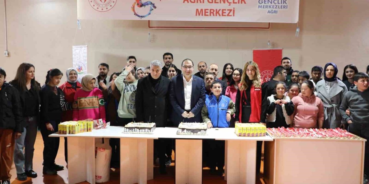Ağrı Gençlik Merkezi’nden anlamlı buluşma