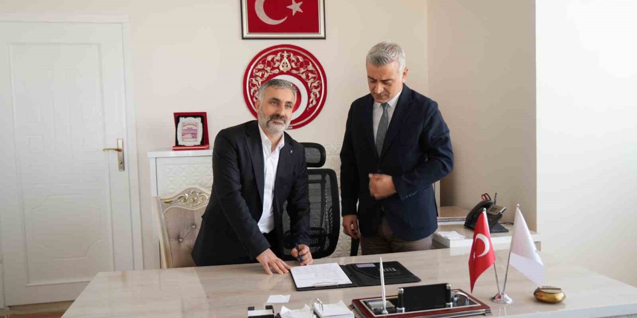 Kızılay Muş İl Başkanlığında devir teslim töreni