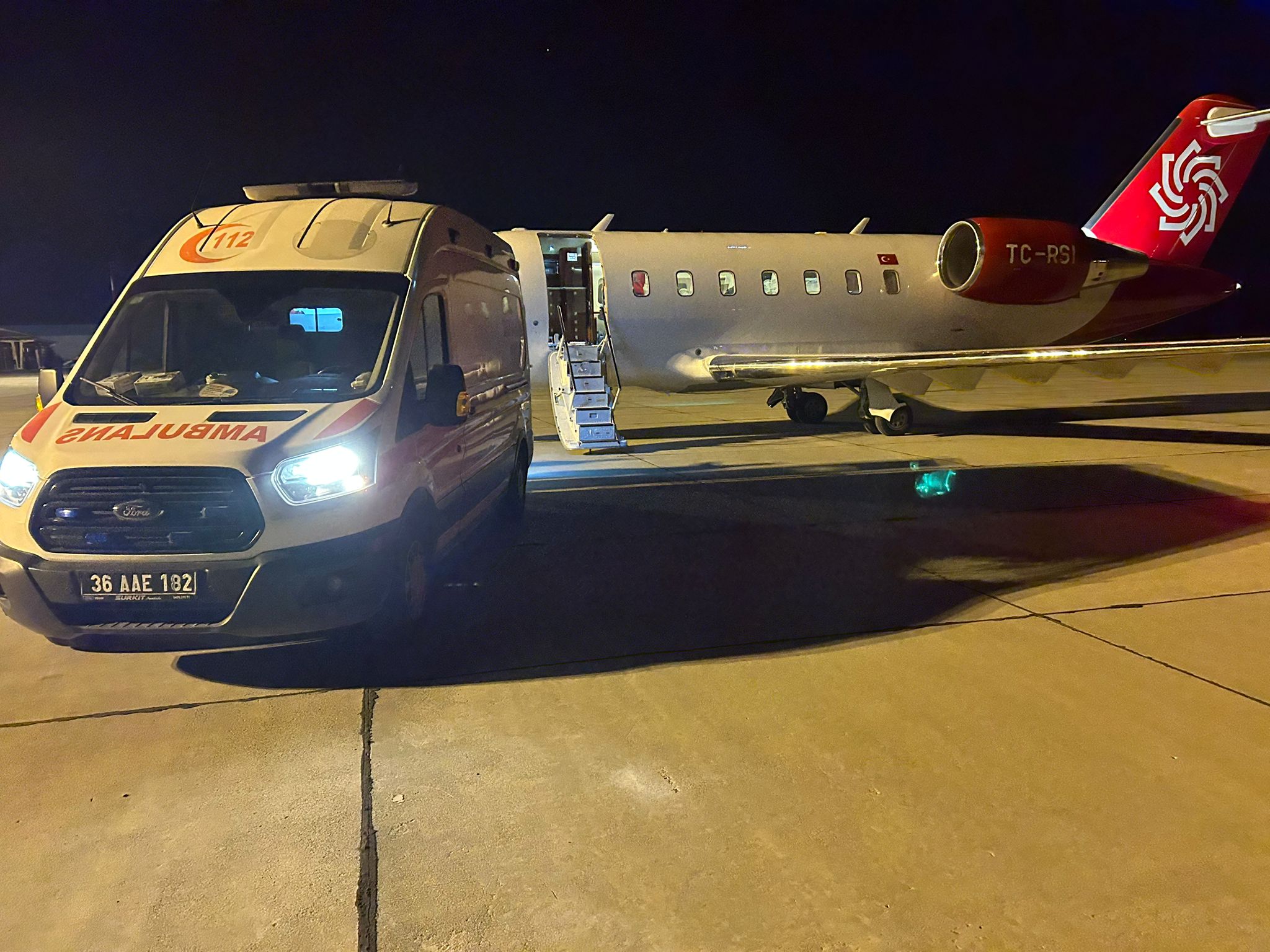 Kars'ta 44 günlük bebek ambulans uçakla Ankara'ya sevk edildi
