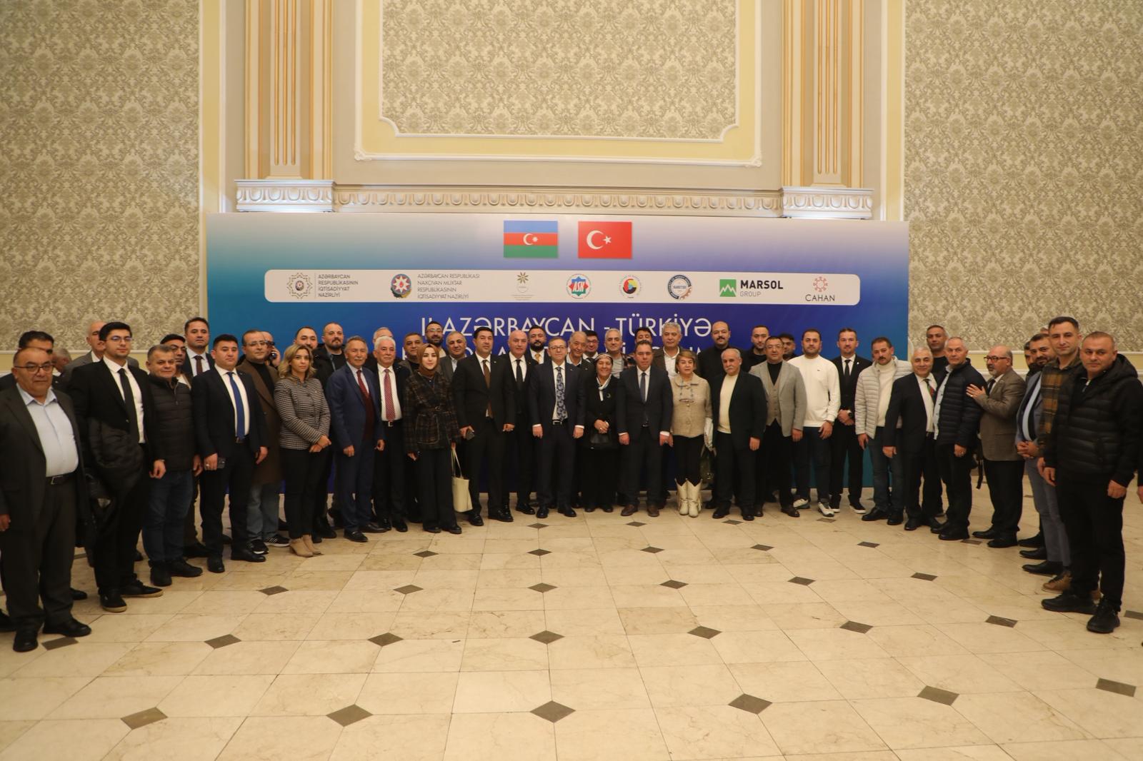 Nahçıvan’da 2. Serhat İlleri Bölgesel Ekonomi Forumu düzenlendi