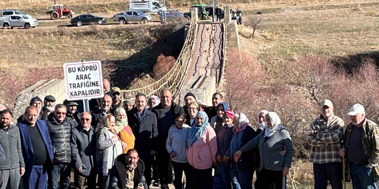 Şireci: "Hizmet için sahadayız, vatandaşlarımızın yanındayız"