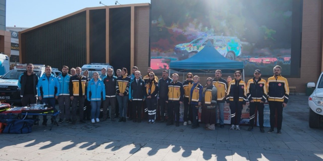 Erzincan’da "Afette İlk Umut: UMKE" tanıtım etkinliği düzenlendi