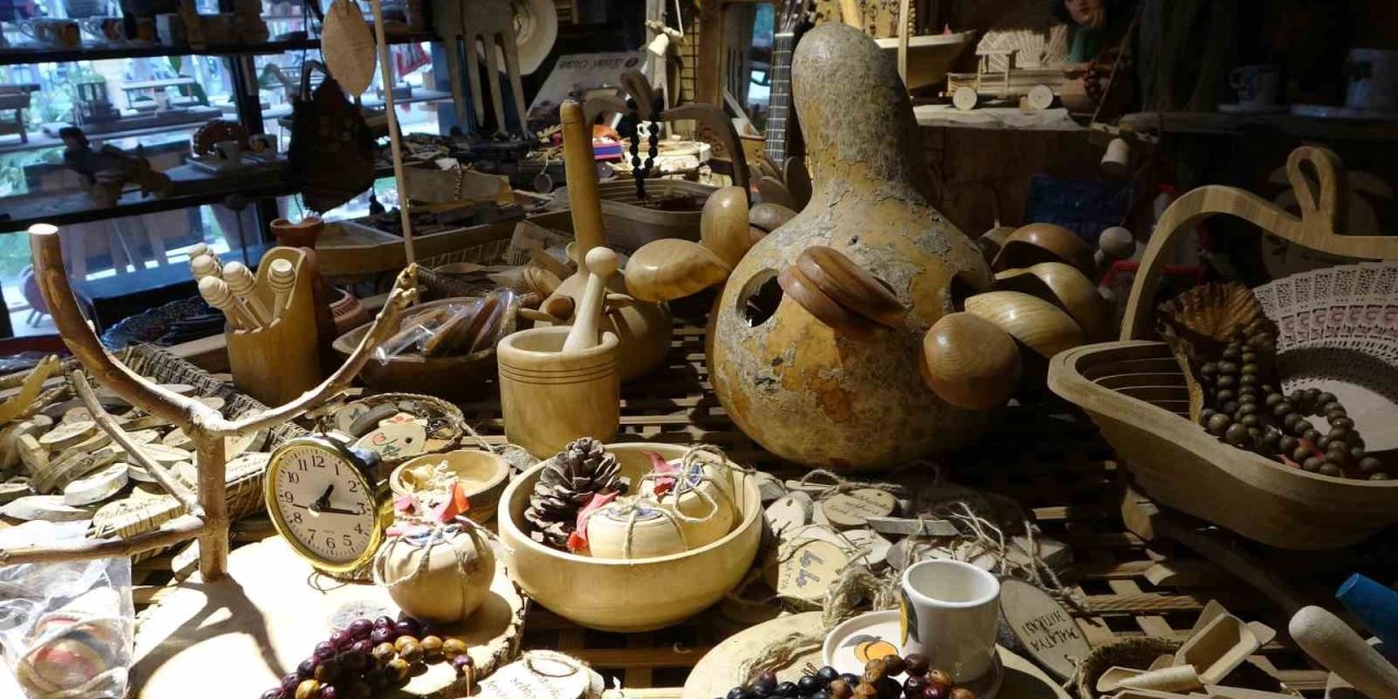 Yarım asırdır ağaçlara şekil veriyor