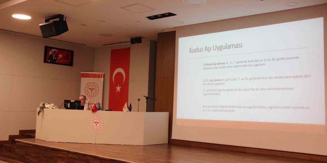 Elazığ’da sağlık personeline kuduz riskli temas ve aşı profilaksisi eğitimi