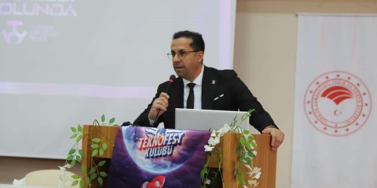 Ardahan’da "Teknofest Türkiye şampiyonluğu tecrübe paylaşımı" yapıldı