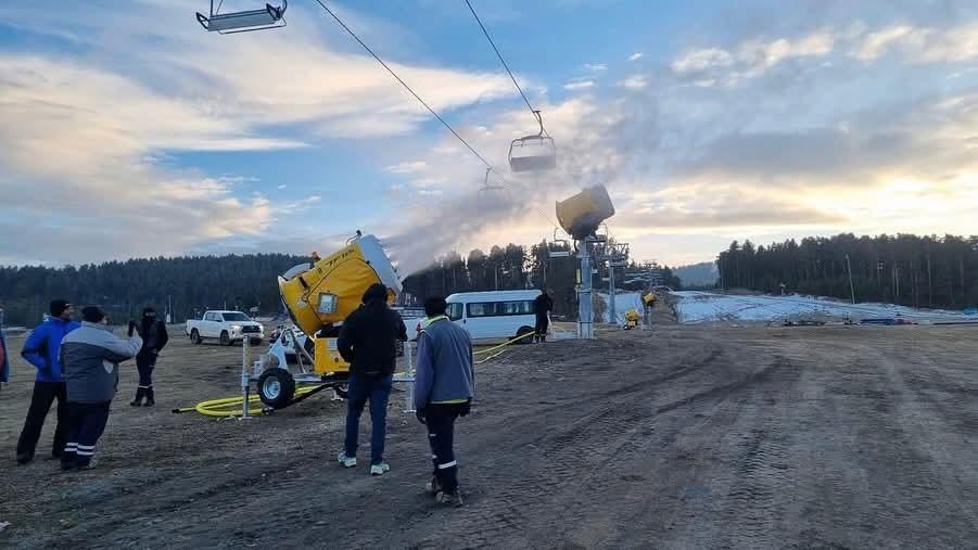 Sarıkamış’ta suni karlama testleri sürüyor