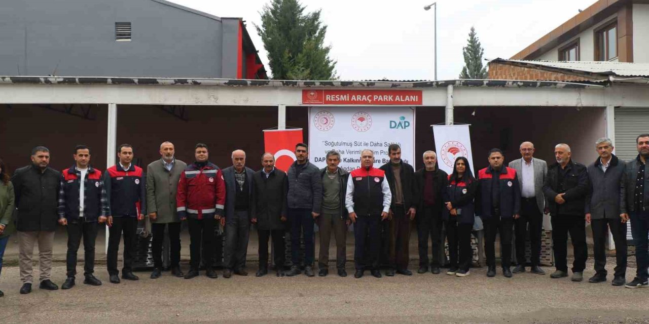 Elazığ’da üreticilere süt soğutma tankı dağıtıldı