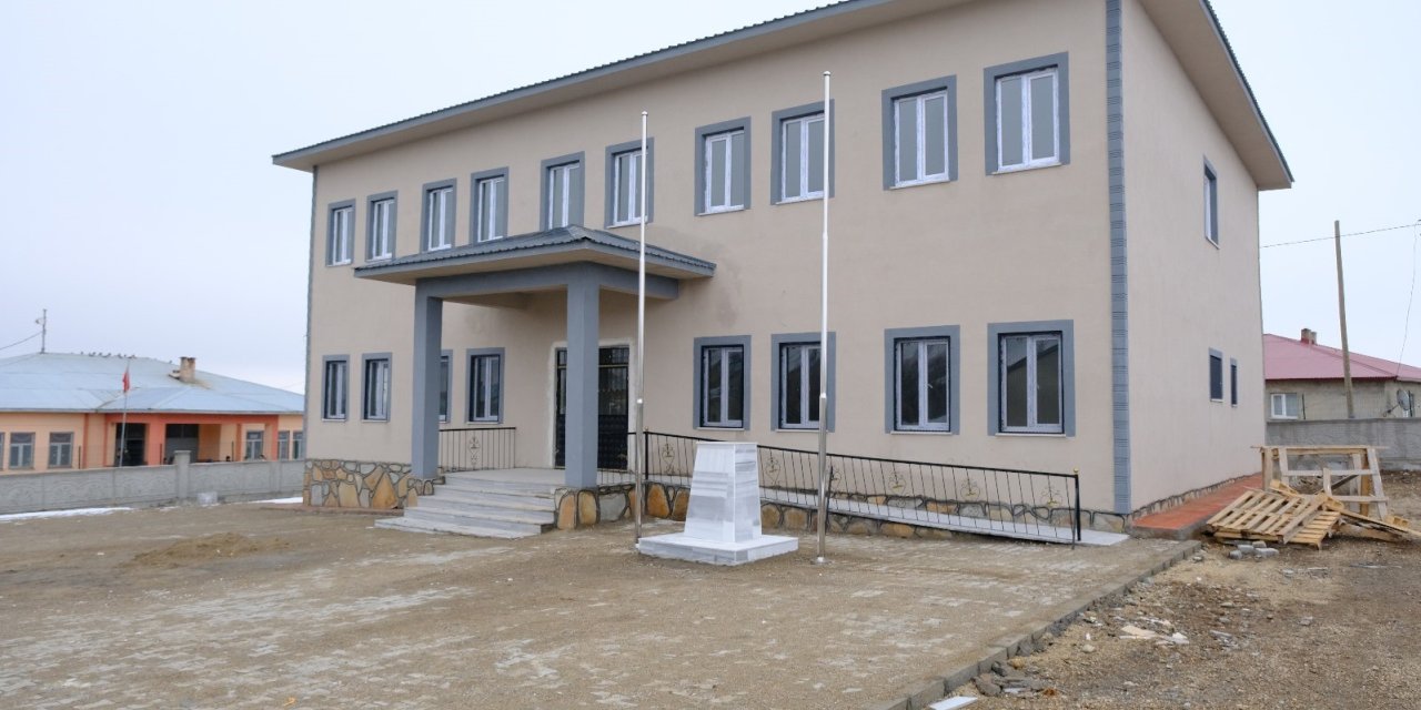 Ağrı’da köy öğrencileri için modern okul yapıldı