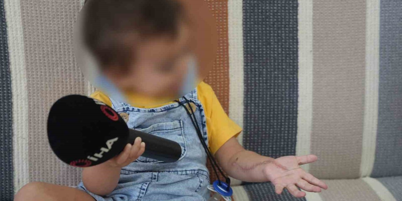 Iğdır’da 1,5 yaşındaki çocuğun tomografi sonrası iki operasyon geçirdiği ve kolunda hasar oluştuğu iddia edildi