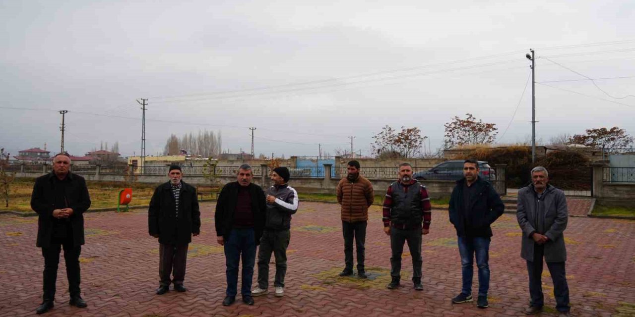 Iğdırlılardan Doğugaz’a Tepki: "Mahalle ikiye bölündü, hava kirliliğinden dışarı çıkamıyoruz"