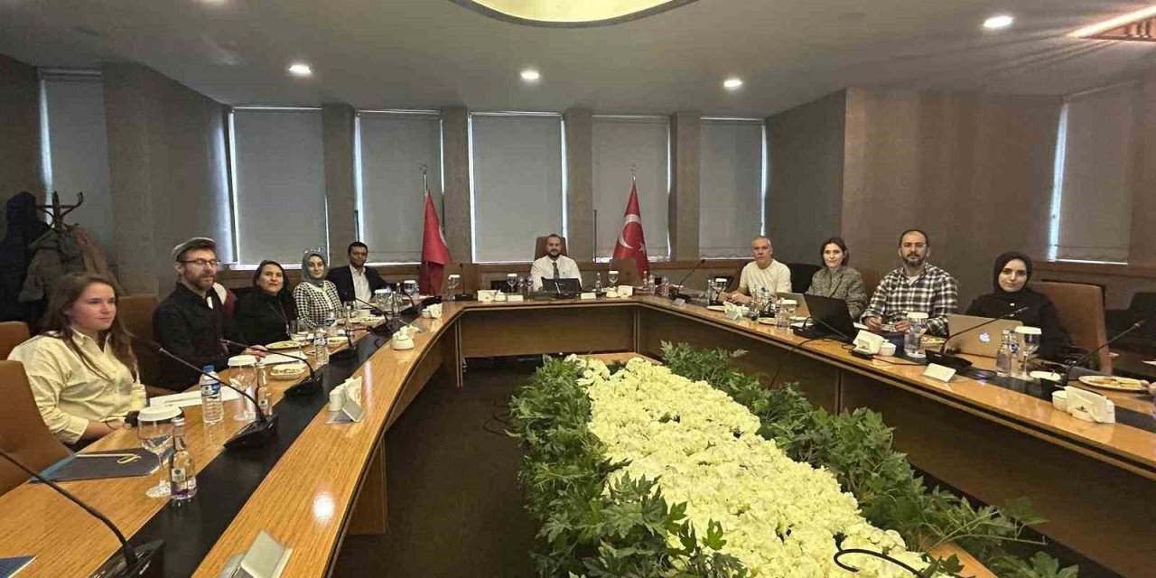 Erzurum’da geleceğin liderleri yapay zekâ ile yetişecek