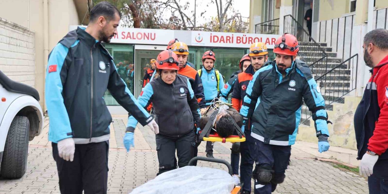 Elazığ’da deprem ve yangın tatbikatı gerçekleştirildi
