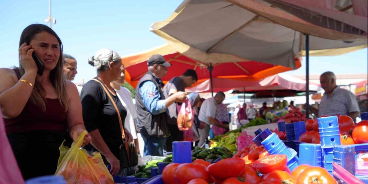 Hizmet üretim endeksi yıllık yüzde 3,4 arttı
