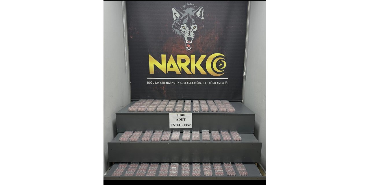 Ağrı’da tırda yüklü miktarda sentetik ecza yakalandı