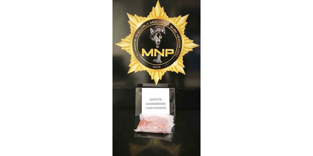 Uygulama noktasında uyuşturucu darbesi: 30 milyon TL’lik uyuşturucuyla yakalandı