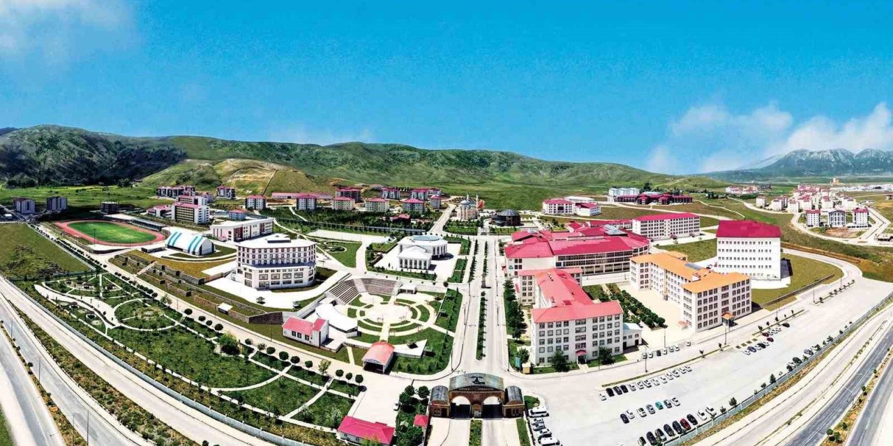 Bitlis Eren Üniversitesi, 201 üniversite arasında ilk 10’da yer aldı