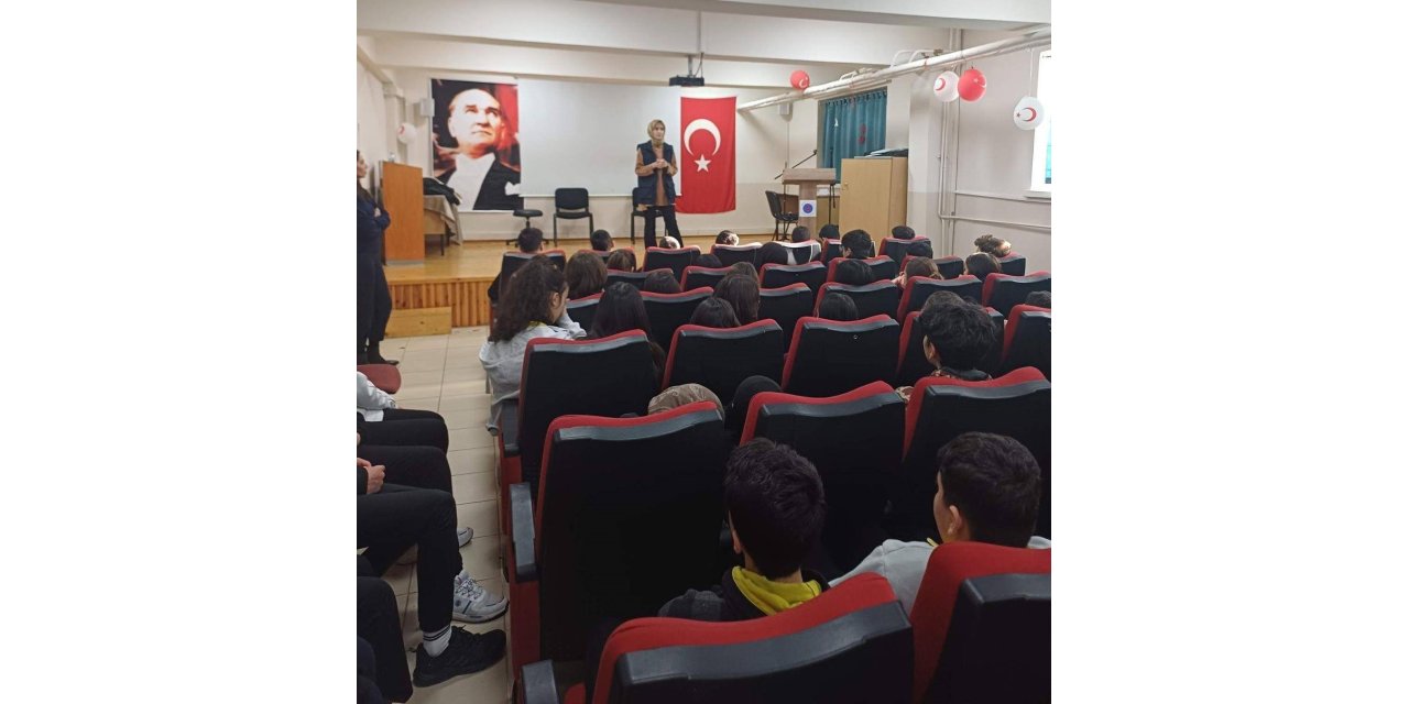 Erzincan’da öğrencilere siber suçlarla mücadele eğitimi