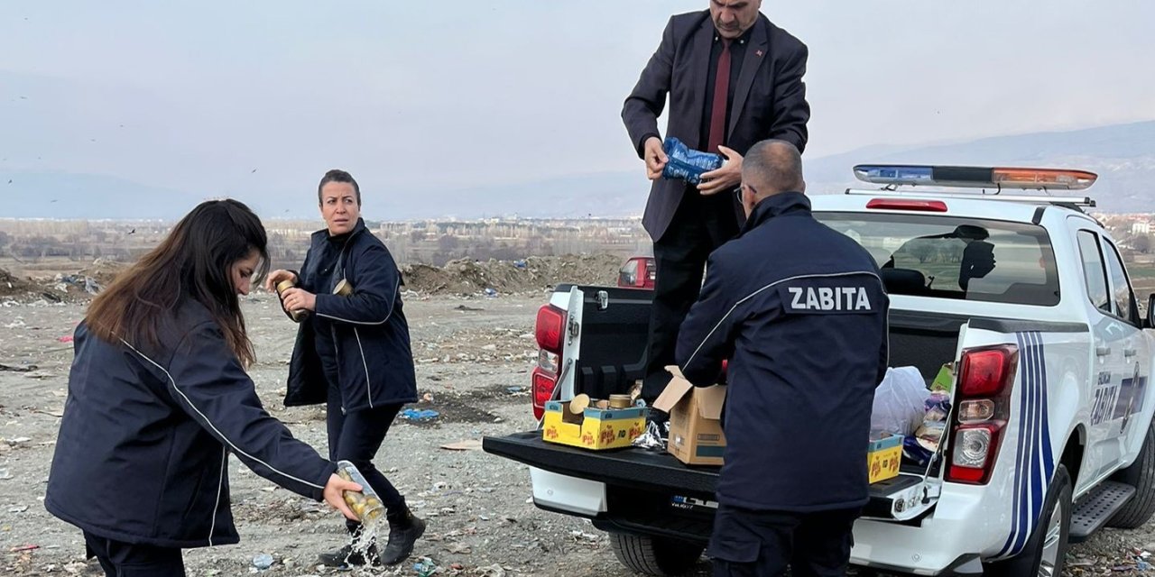 Tarihi geçmiş ürün satan marketlere zabıta müdahalesi