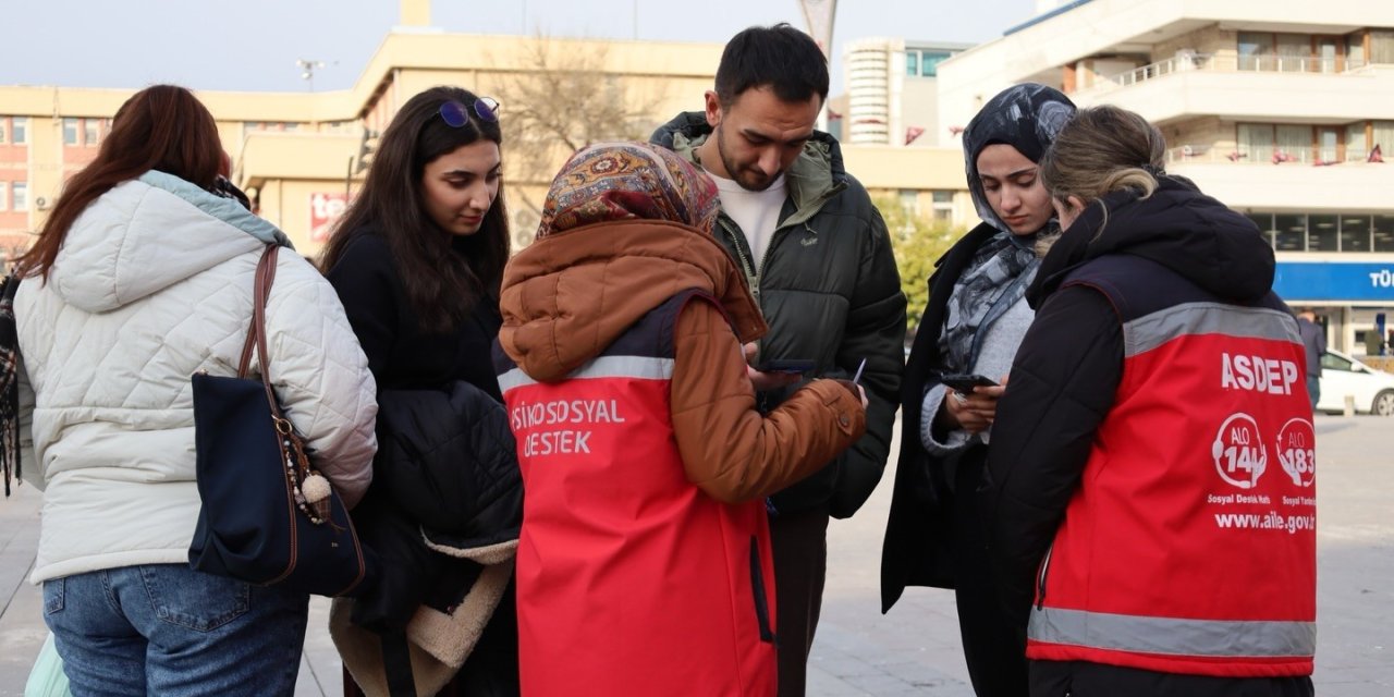 Çocukların dijital hakları için Erzincan’da imza seferberliği