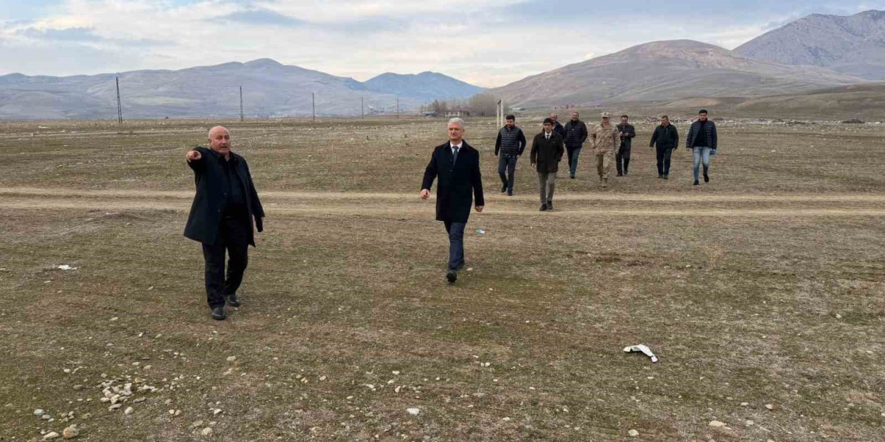 Yaygın beldesine sentetik çim yüzeyli futbol sahası yapılacak