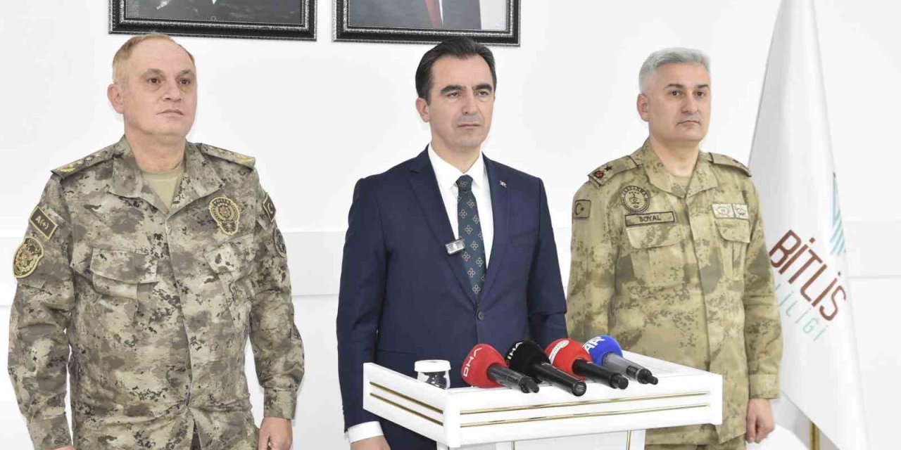 Vali Karakaya, 2025 yılında Bitlis’te yaşanan asayiş olaylarını değerlendirildi