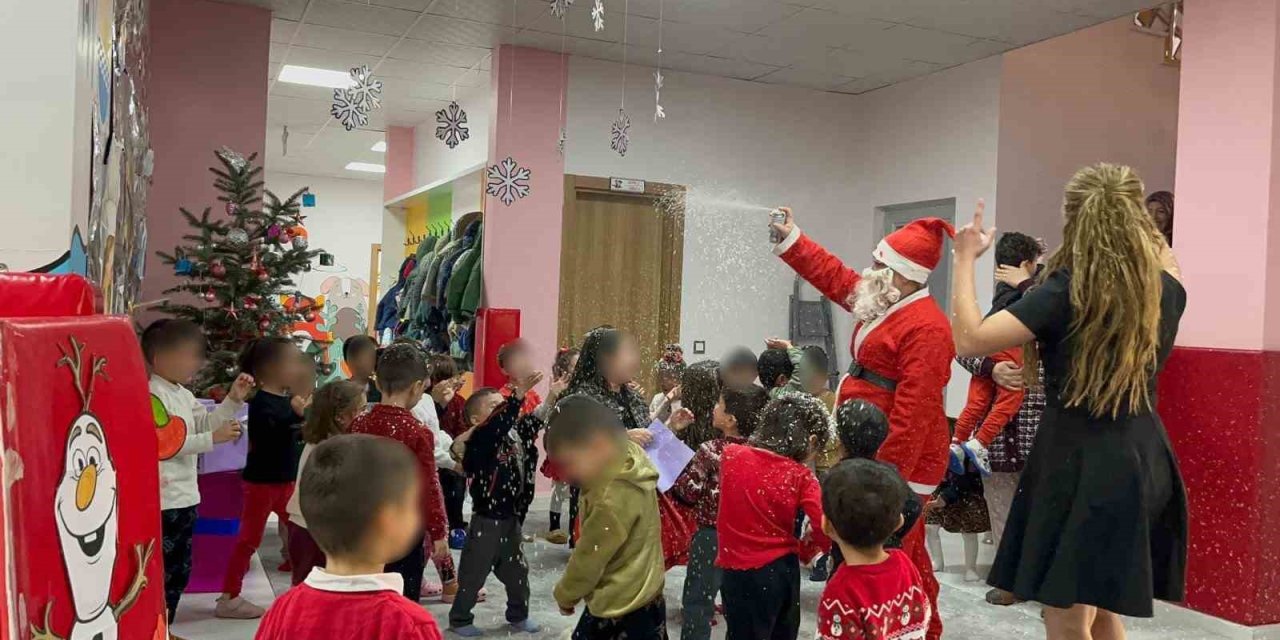 Van Büyükşehir Belediyesinden kandil günü Noel kutlaması
