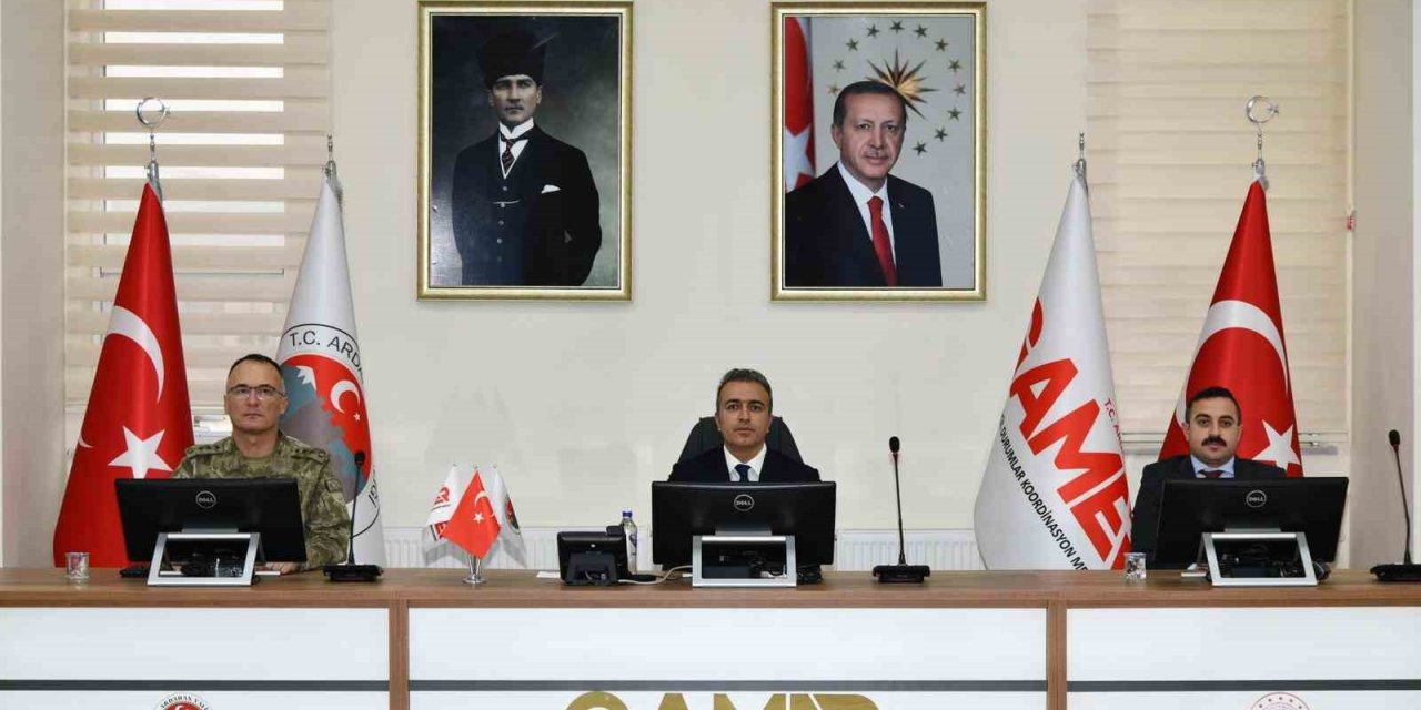 Ardahan’da güvenlik ve asayiş koordinasyon toplantısı yapıldı